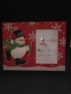 WONDERLAND Red Snowman Skiing Holiday Photo Frame